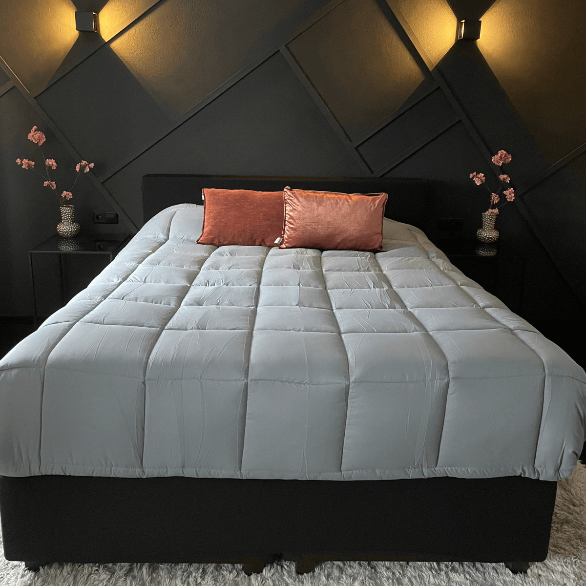 Create a Modern Bedroom with Onceg Easybed Dunkelgrau & Silbergrau