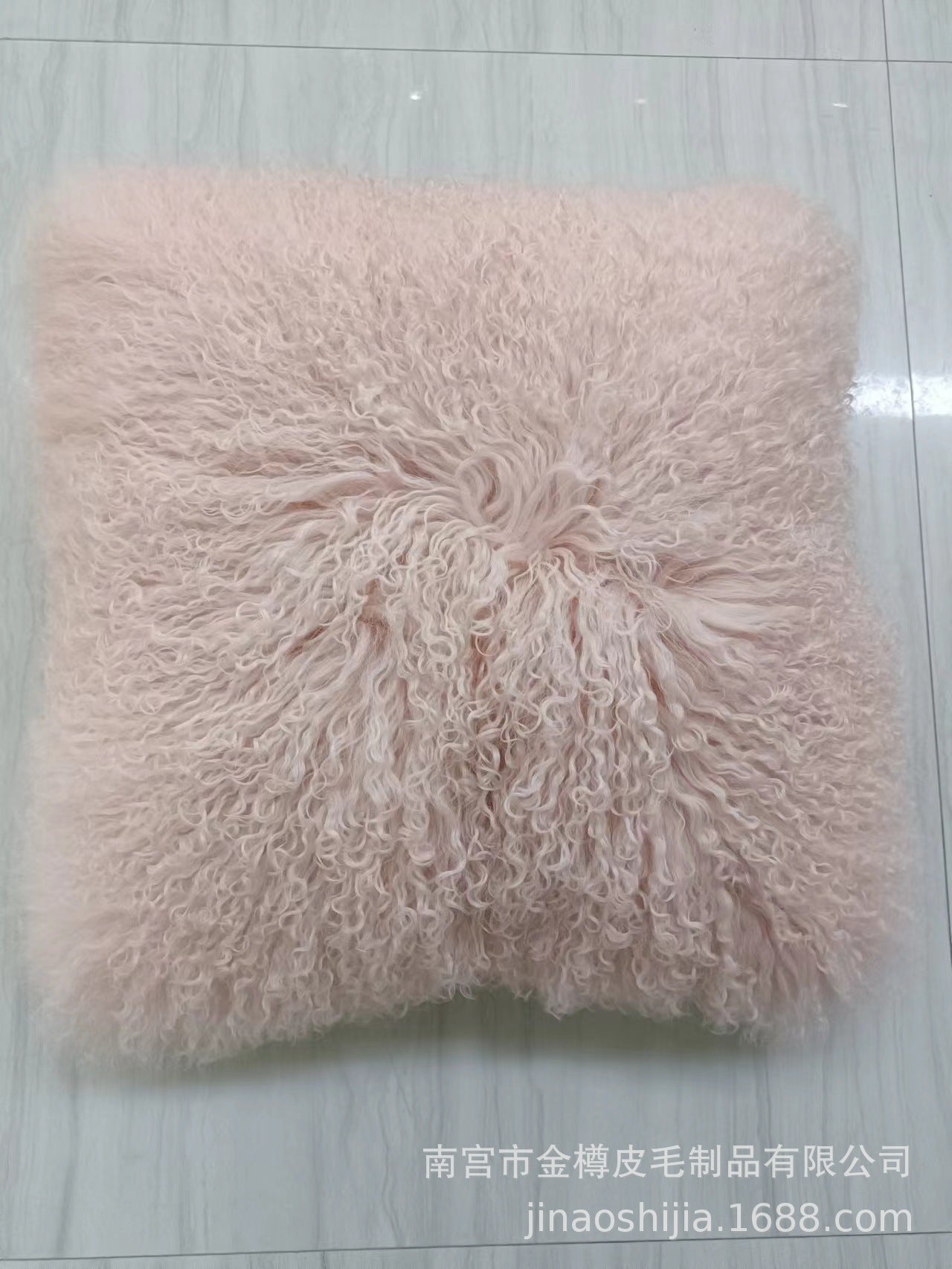 High-grade Fur Beach Wool Pillow