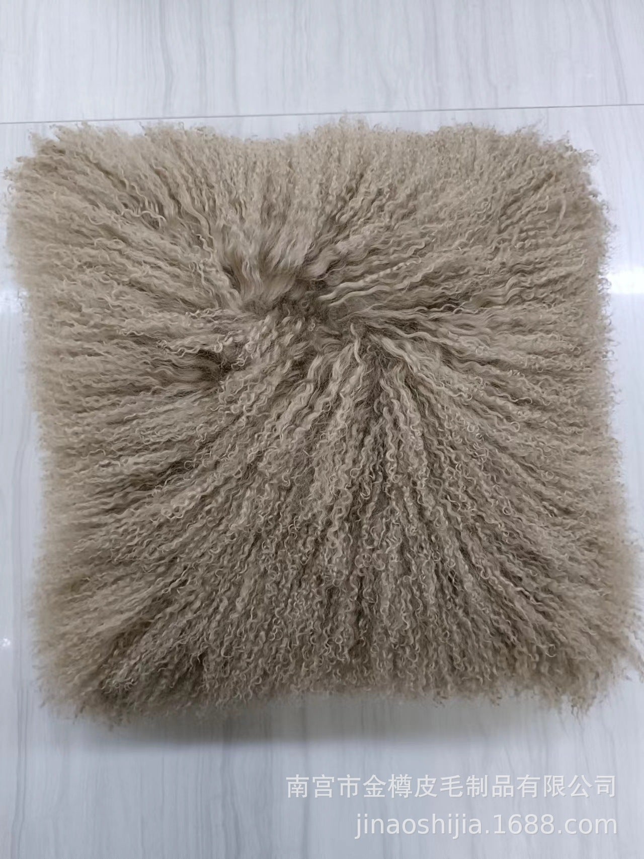 High-grade Fur Beach Wool Pillow