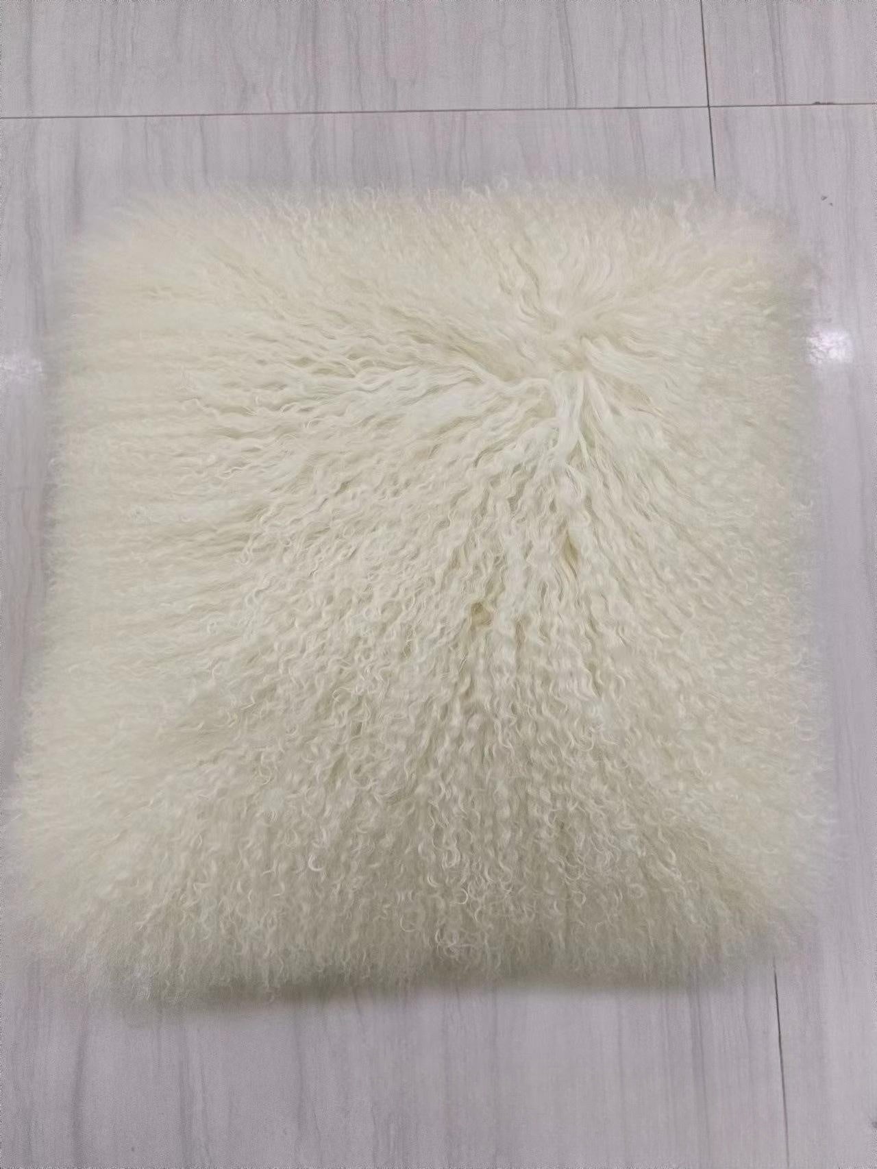 High-grade Fur Beach Wool Pillow